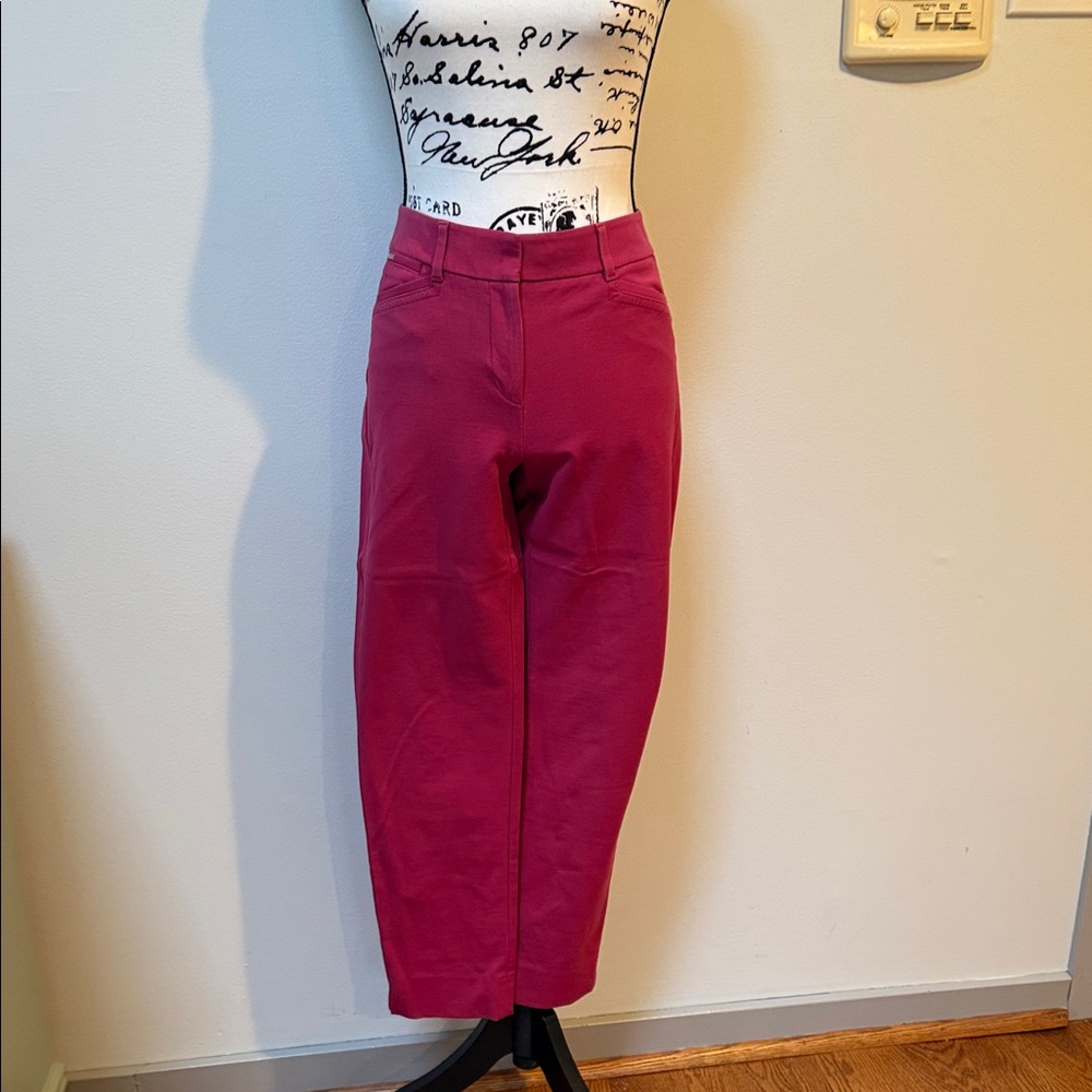White House Black Market Pink Cropped Pants